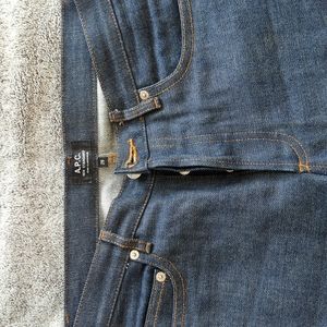 APC New Standard Jeans, size 29, raw indigo